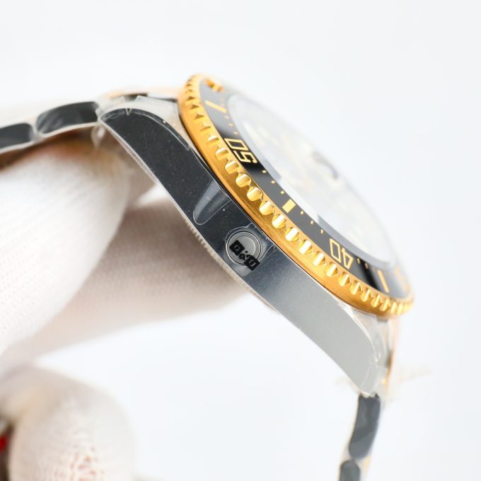 R X Sea-Dweller Series Little Devil King