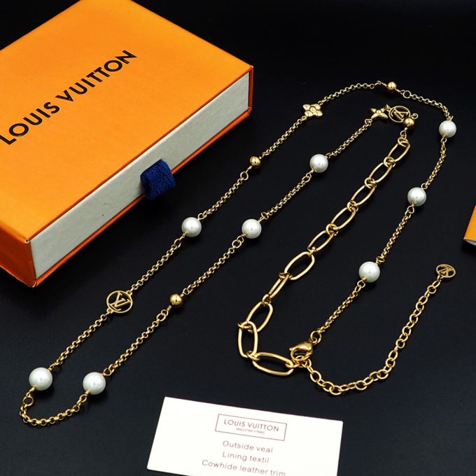 LV Mx Chains Necklace Modern Strokes Gold Necklace