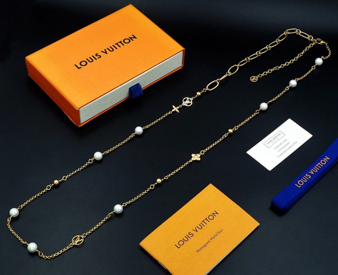 LV Mx Chains Necklace Modern Strokes Gold Necklace