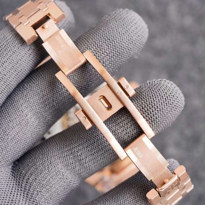 AP Royal Oak 15500 Series