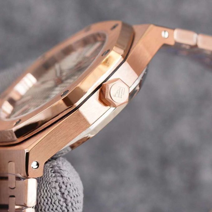 AP Royal Oak 15500 Series