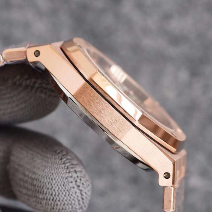 AP Royal Oak 15500 Series