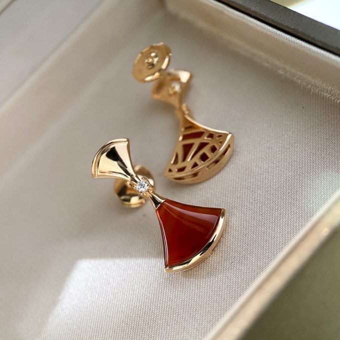 Bv DIVAS’ DREAM  Earrings