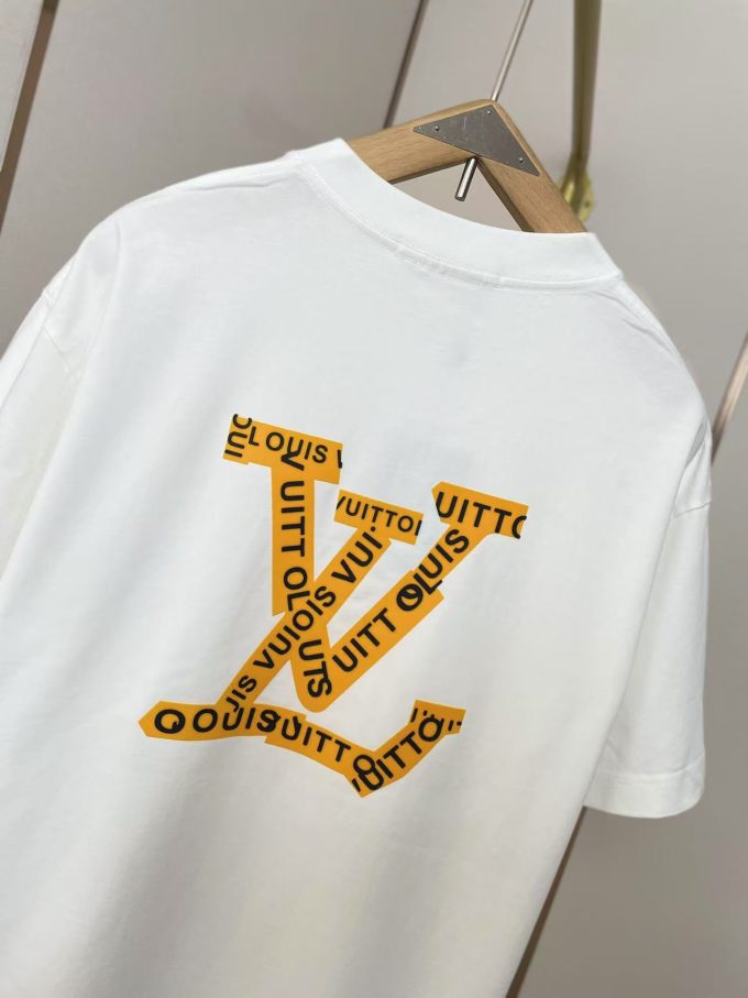 new runway T-shirt