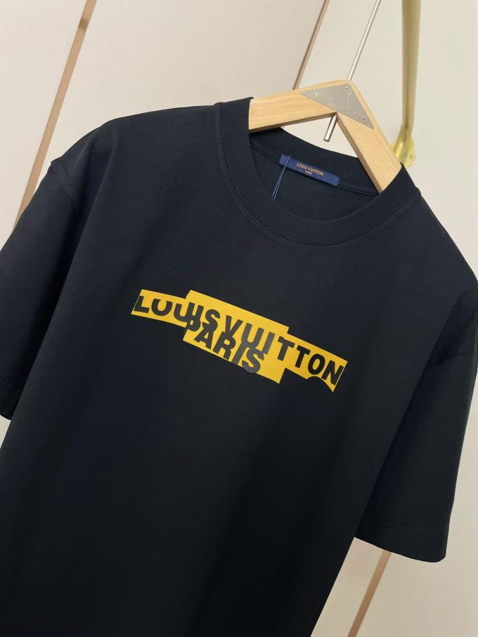 new runway T-shirt