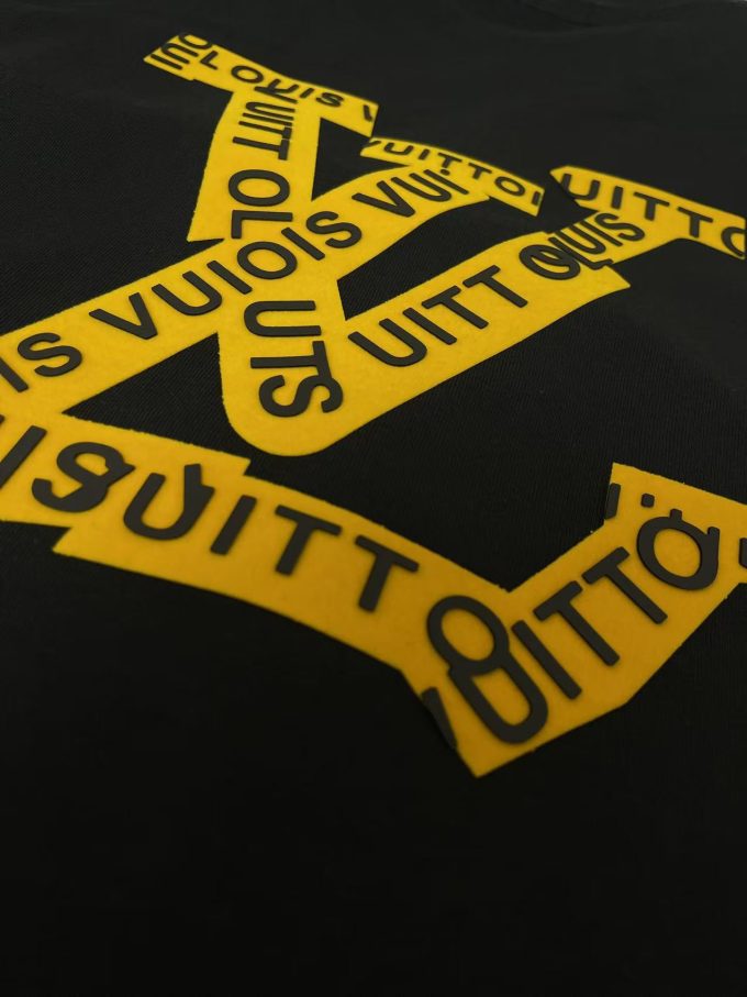 new runway T-shirt
