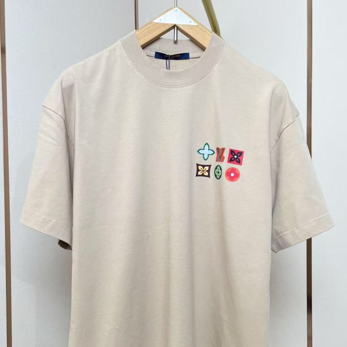new small logo T-shirt