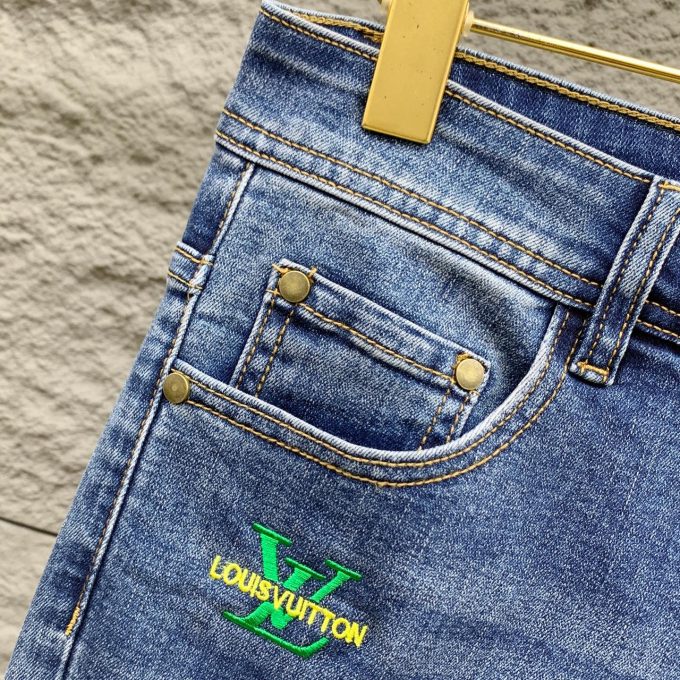 [New] Jeans