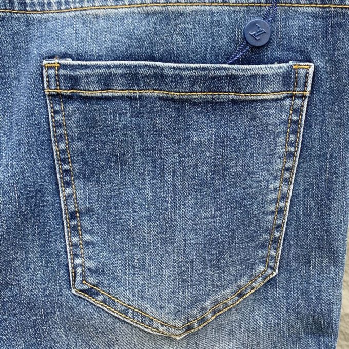 [New] Jeans