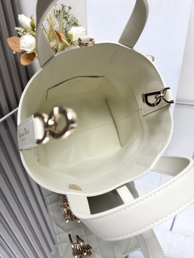 Vertical Handbag