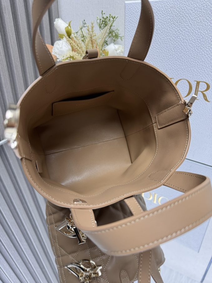 Vertical Handbag