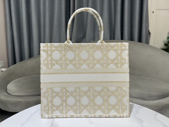 Gold lattice