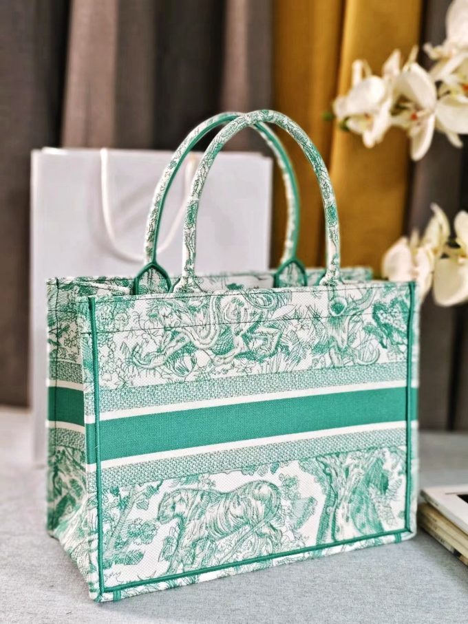 Book Tote Handbag