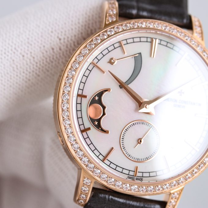 VC Tradition Moon Phase