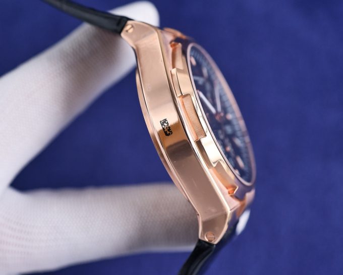VC TWA World Traveler Watch Elegant Gentleman