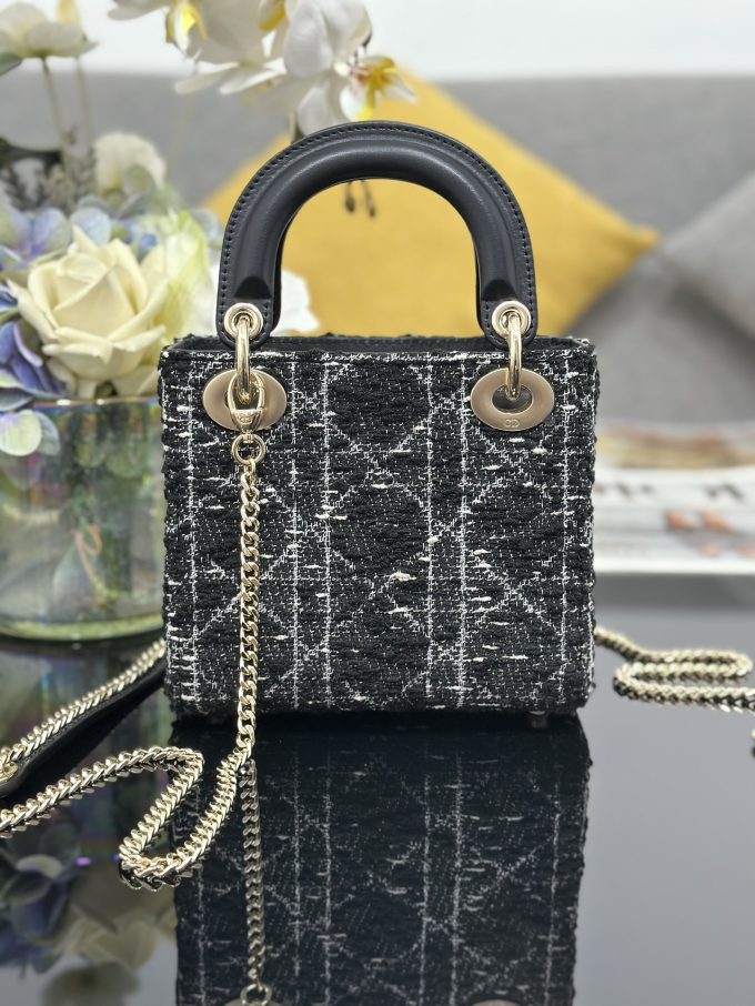 Three compartments tweed black