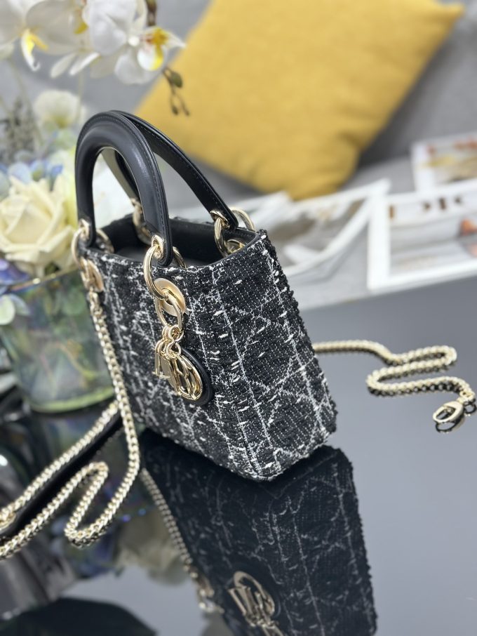 Three compartments tweed black