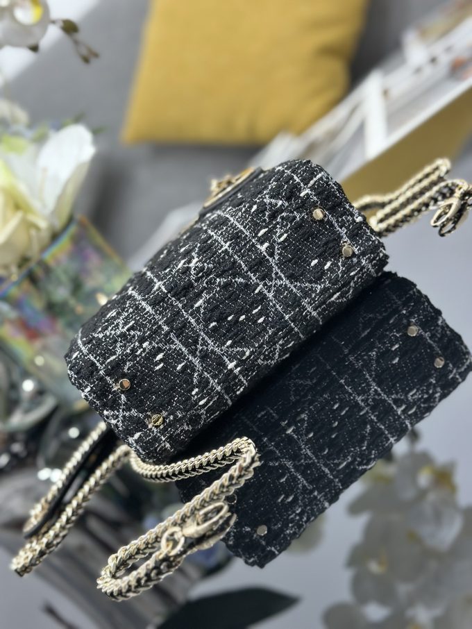 Three compartments tweed black