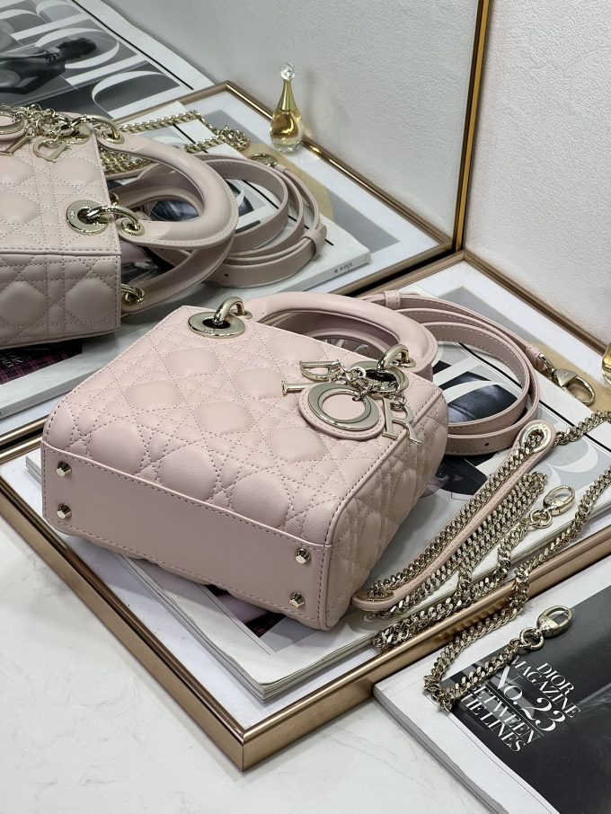 Three compartments of sheepskin