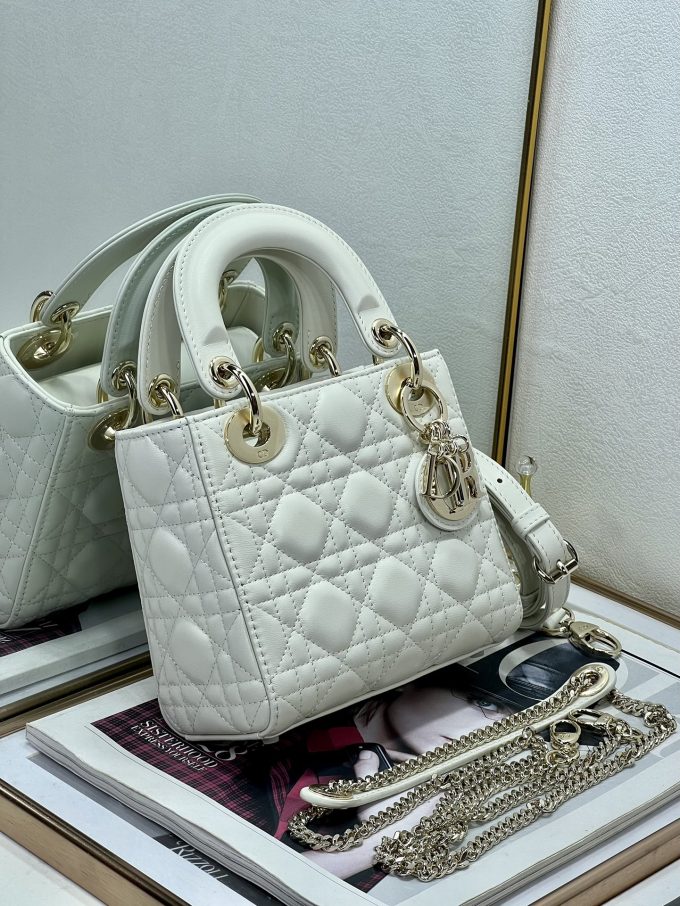 Three compartments of sheepskin