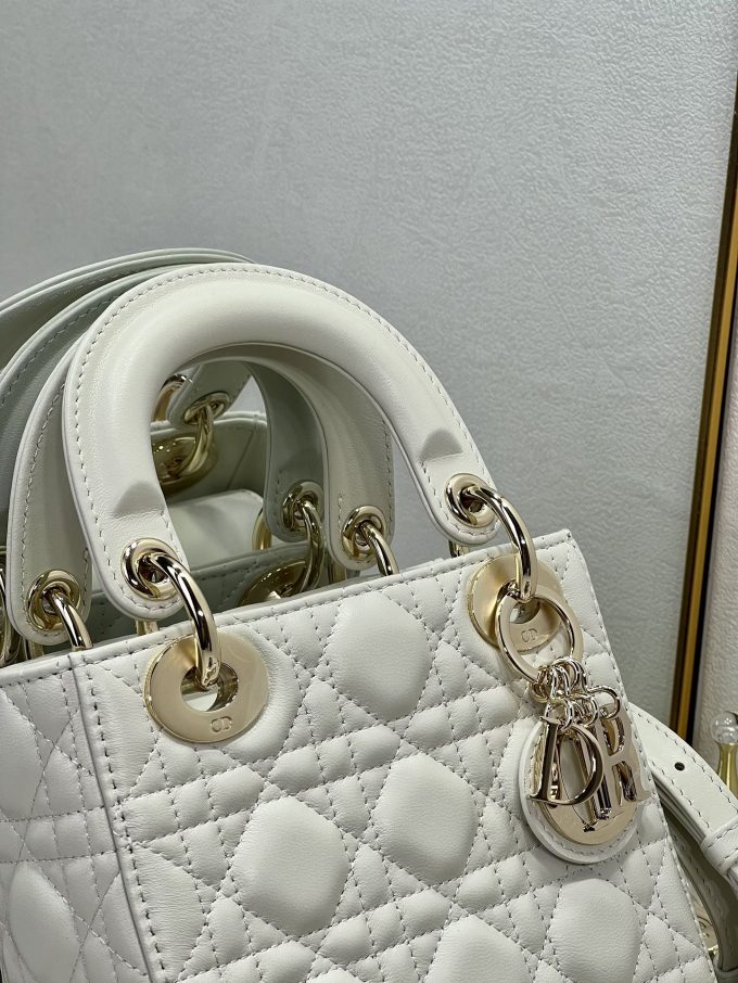 Three compartments of sheepskin