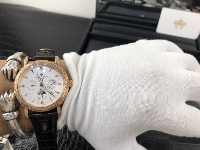 PPF moon phase complication Engraved case