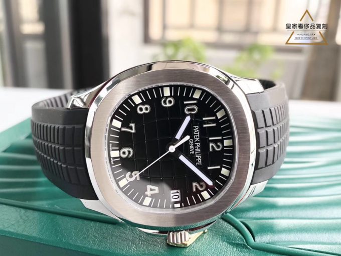 PPF 5167A Grenade Watch