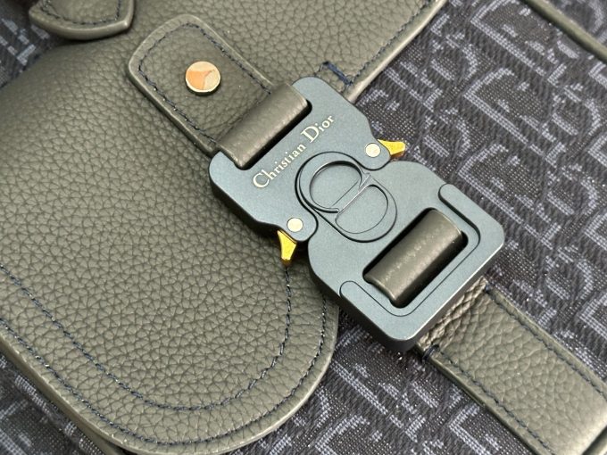 Saddle Style