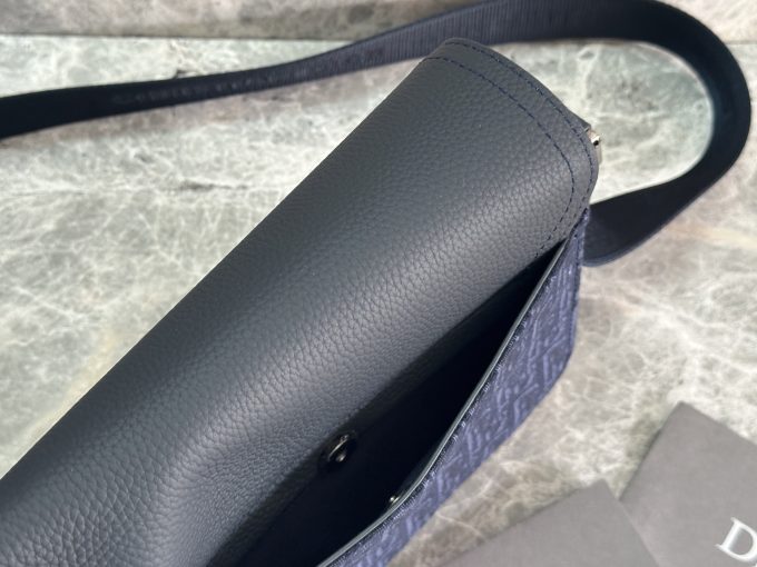 Saddle Style