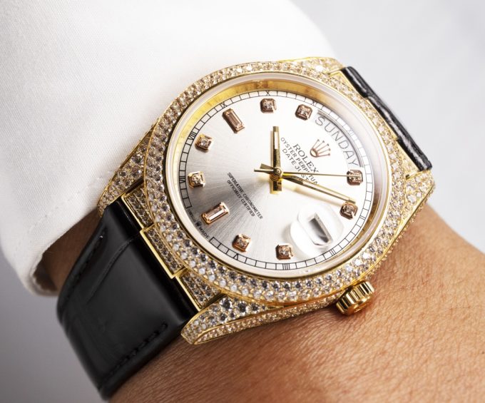 The first Datejust alligator belt series