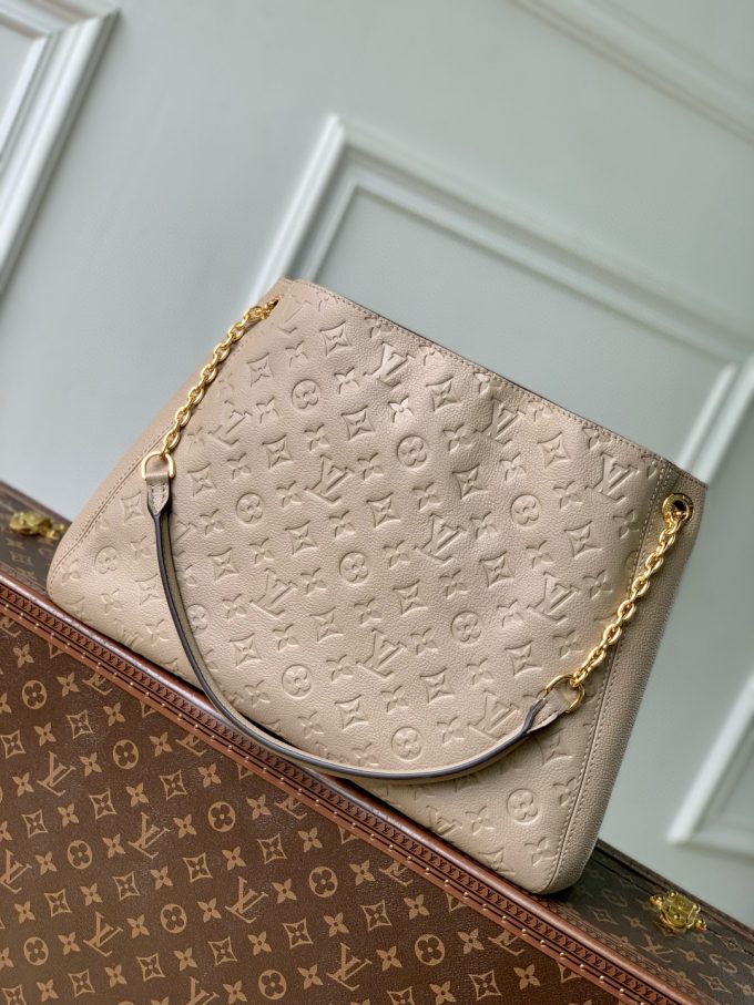 Medium Handbag