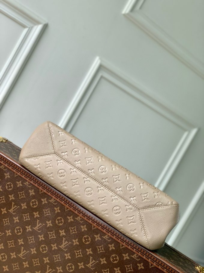 Medium Handbag