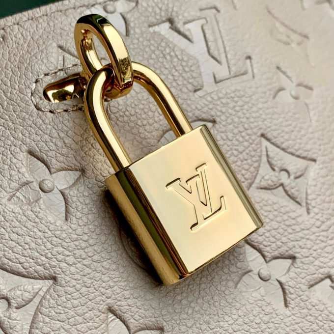 Medium Handbag
