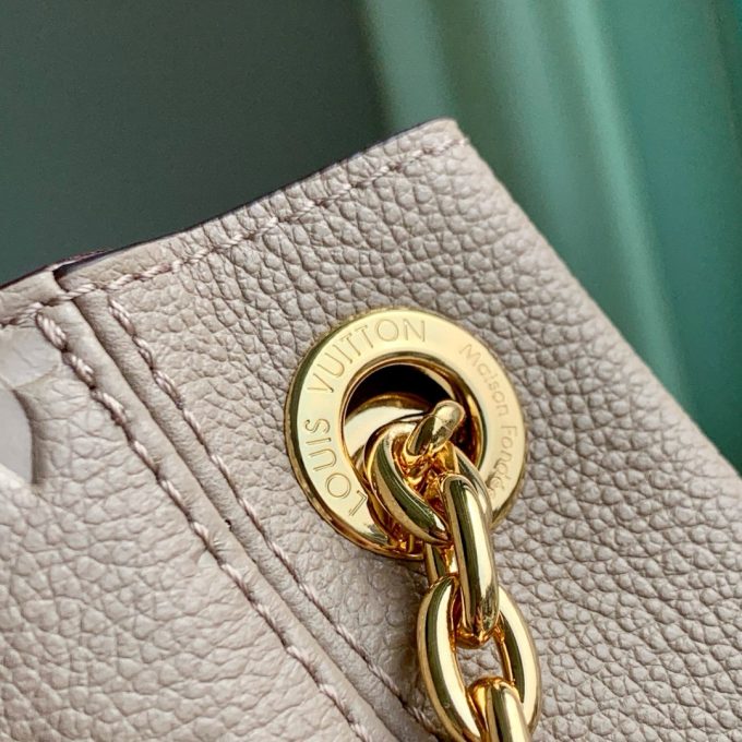 Medium Handbag