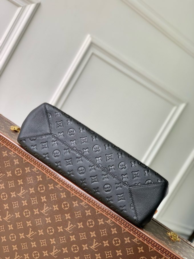 Medium Handbag
