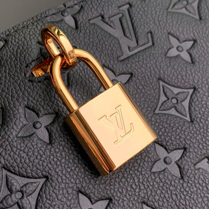 Medium Handbag