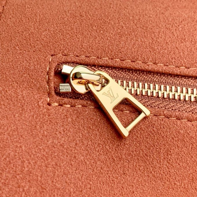 Medium Handbag