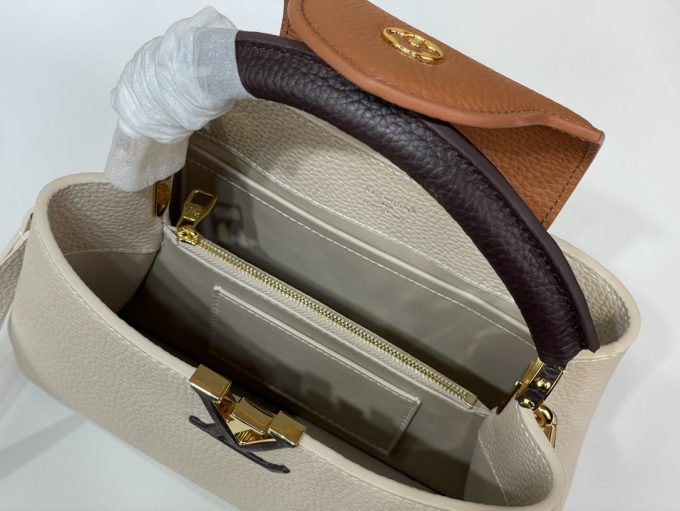 Beige/brown