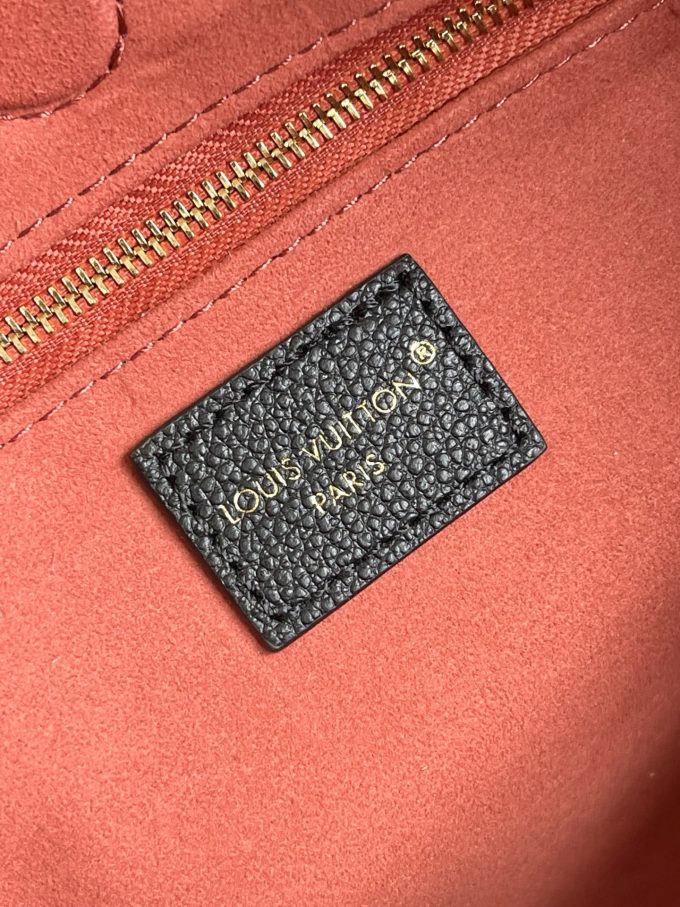 Medium Handbag