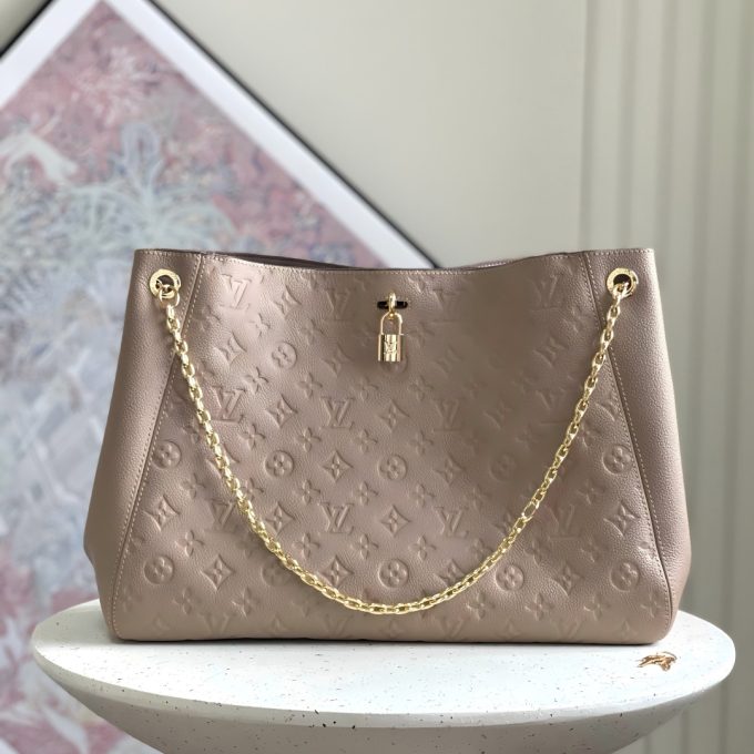 Medium Handbag