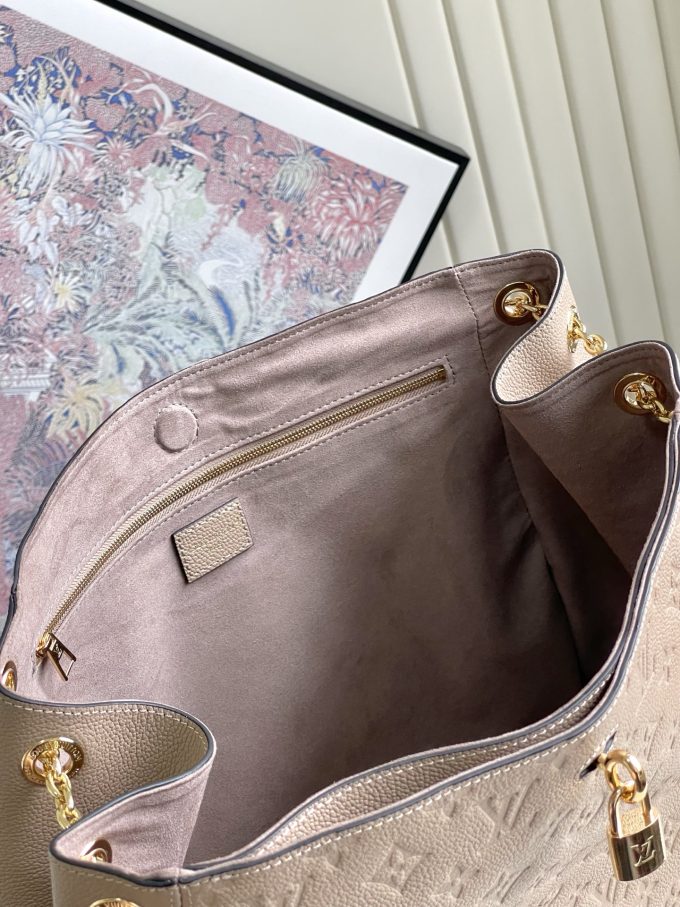 Medium Handbag