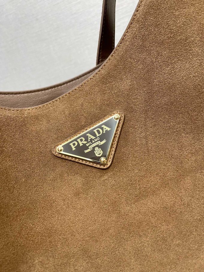 Brushed Leather Oversized 🎉