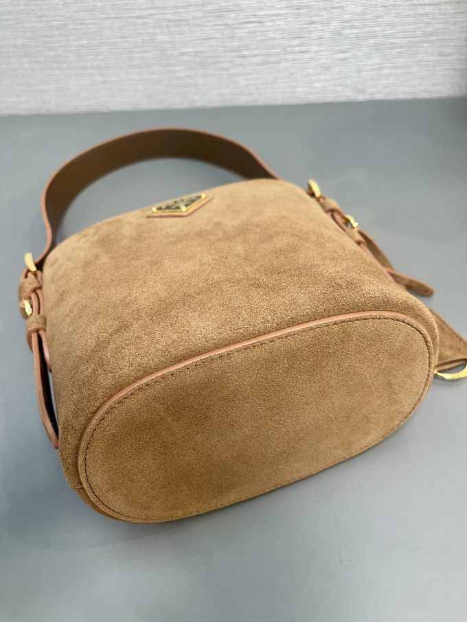 New Bucket Bag