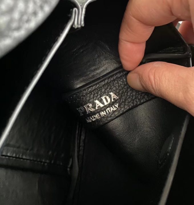 The latest 2025 mini tote bag