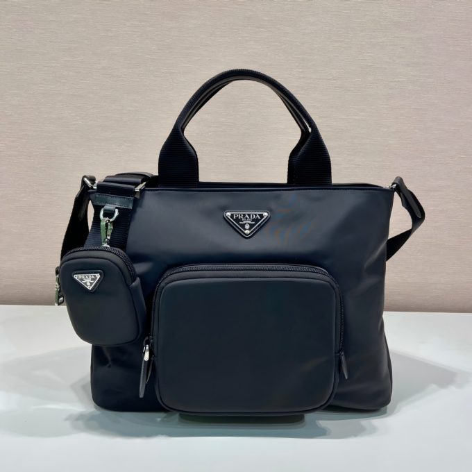 New three-in-one tote bag
