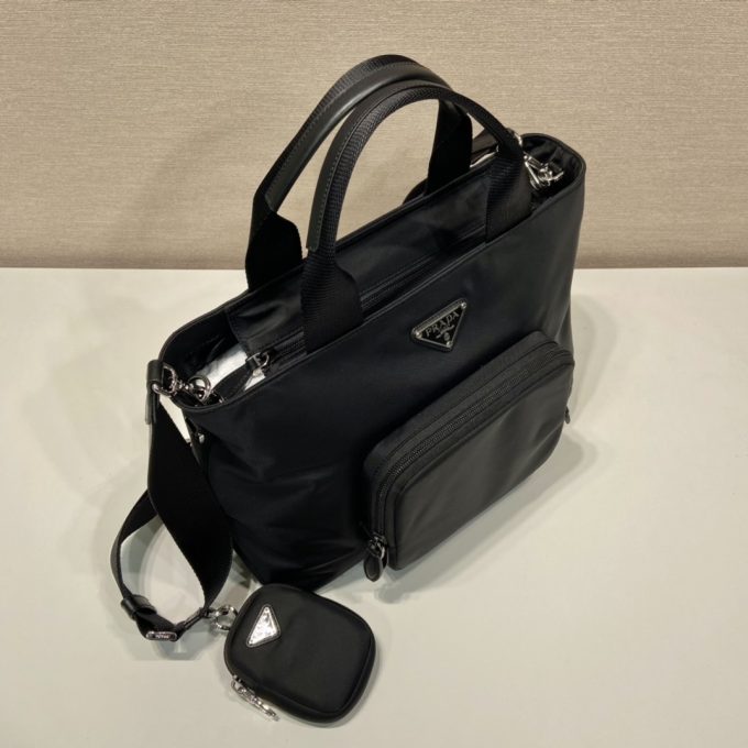 New three-in-one tote bag