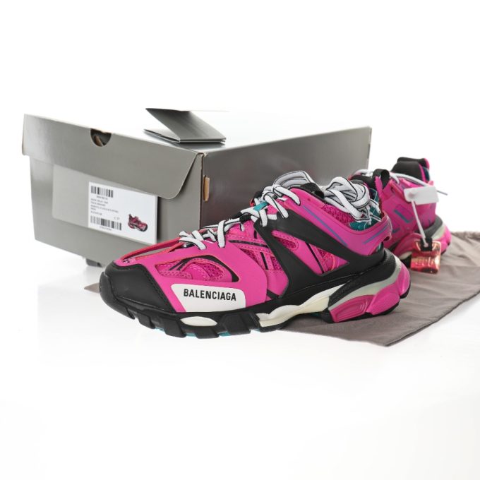 【 Balenciaga 】