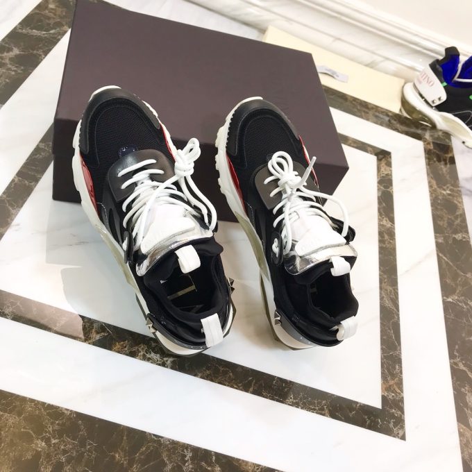 【 Valentino 】