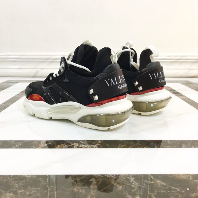 【 Valentino 】