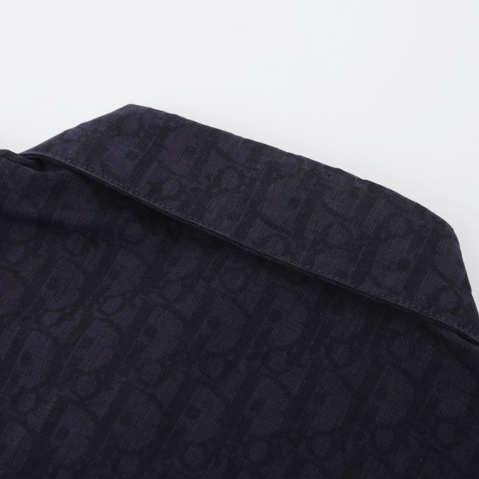Navy blue jacquard lapel denim shirt with short sleeves